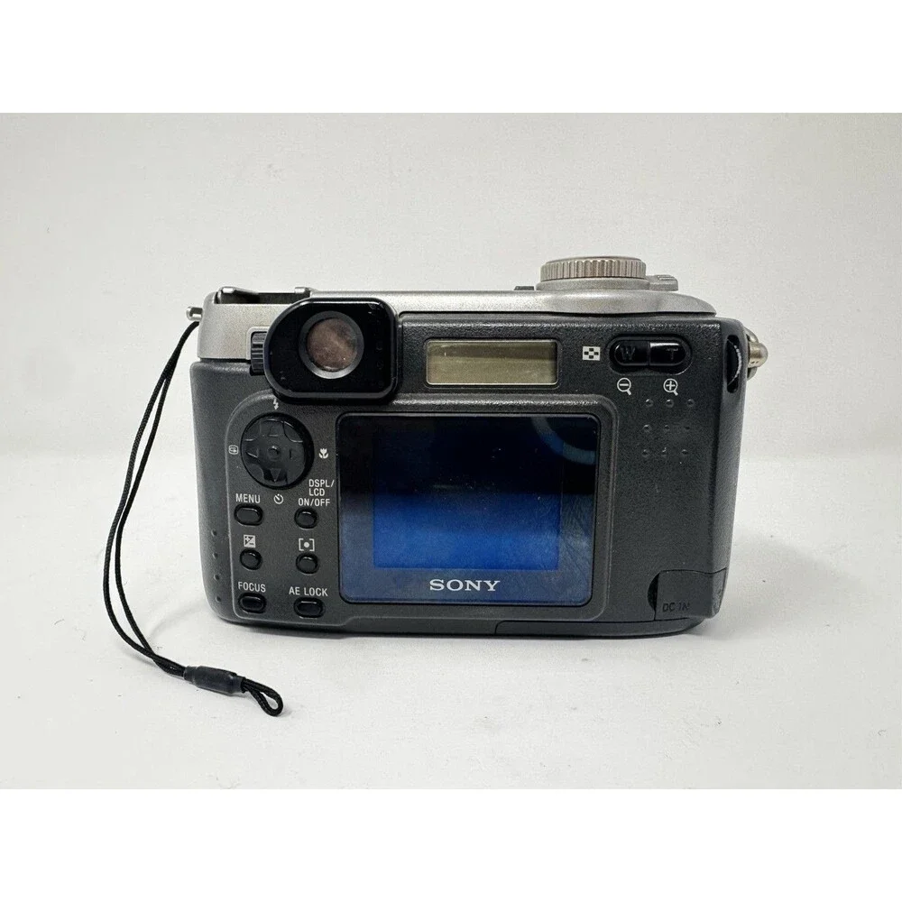 Sony Cyber-shot DSC-S75 3.3MP Digital Camera w/ Box Accessories (See Video)
